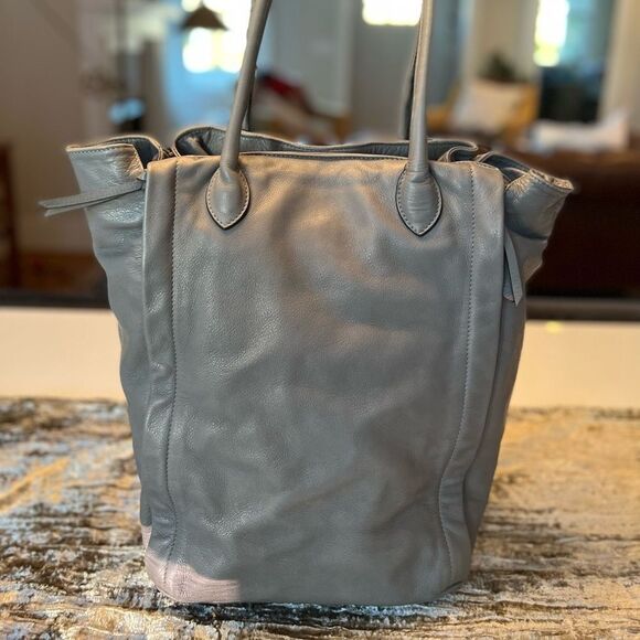 Valentino Fiore Tote Bag with Small Pouch - Leather - Grey - Picture 7 of 9